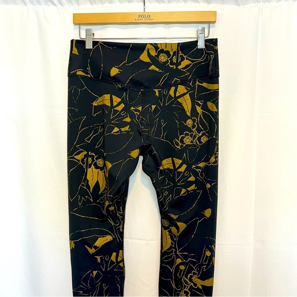 Nike Women's Leggings Black Gold Metallic Floral Mid Rise Running Sz Large - Picture 8 of 12
